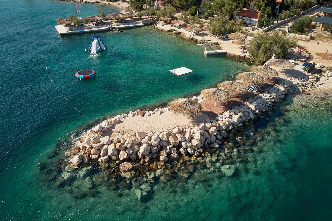 Holiday Park Mandrice Мандре Экстерьер фото