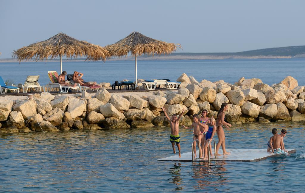 Holiday Park Mandrice Мандре Экстерьер фото