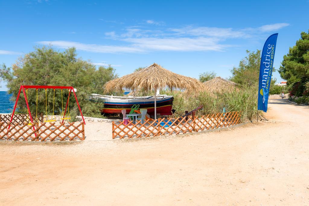 Holiday Park Mandrice Мандре Номер фото